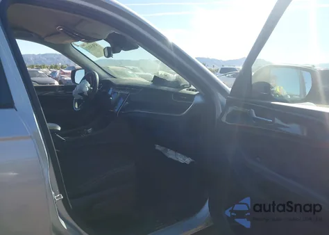 2023 Jeep Grand Cherokee L Laredo 4X2 из США, поврежденный, VIN 1C4RJJAG6P8740315